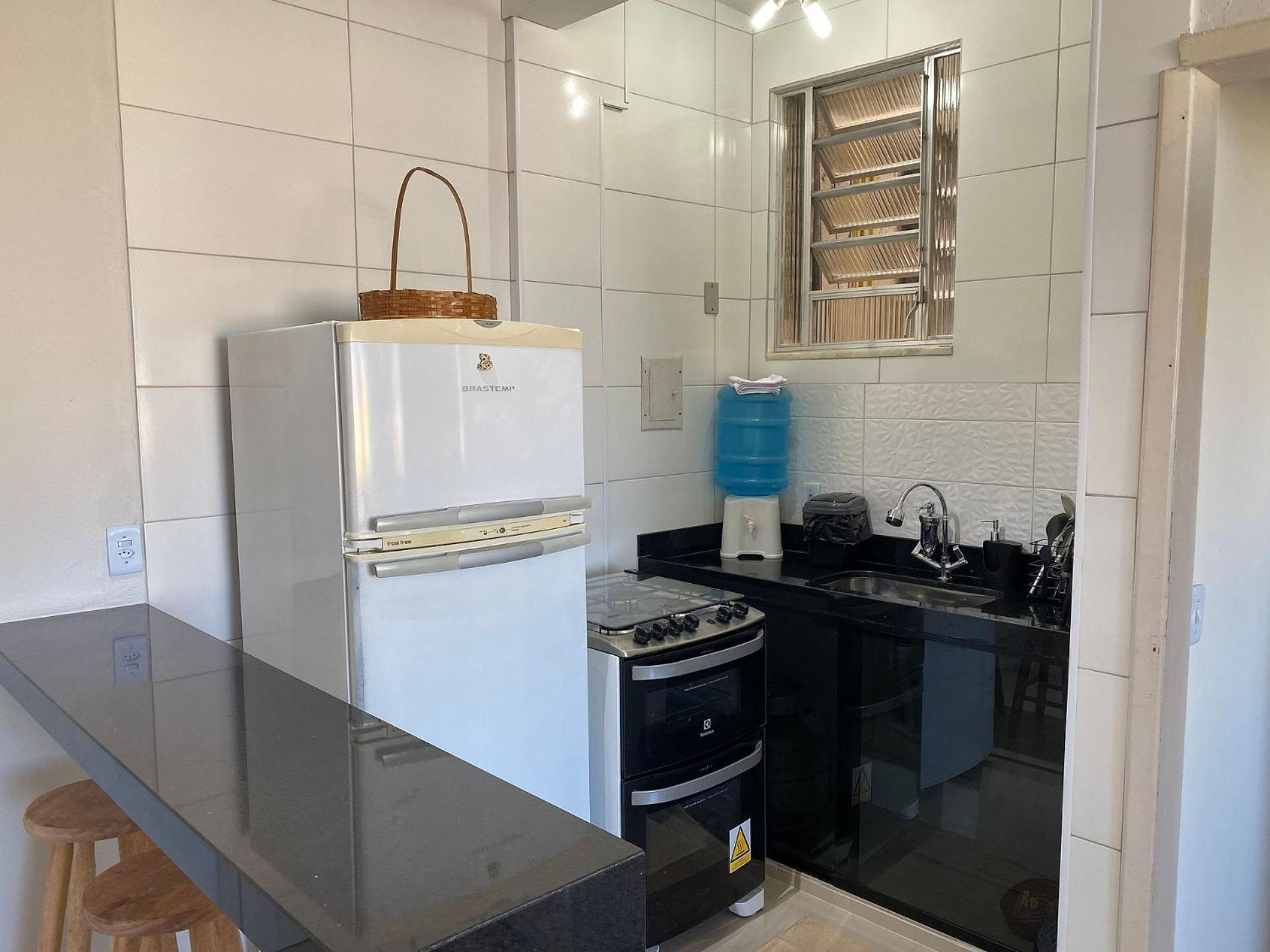 Apto a beira mar no Centro - WIFI 200MB - Netflix - Cozinha equipada - Churrasqueira - Portaria 24h - Ar condicionado Rio das Ostras Exterior foto